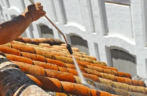 Nettoyage de toitures - Voillecomte